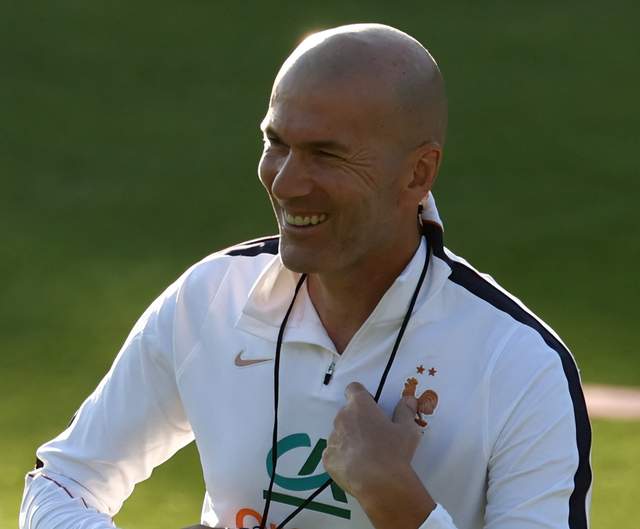 Góc Nhìn OK8386: Zidane 54 tuổi buổi tập đầu cùng Pháp: đích thân chuyề